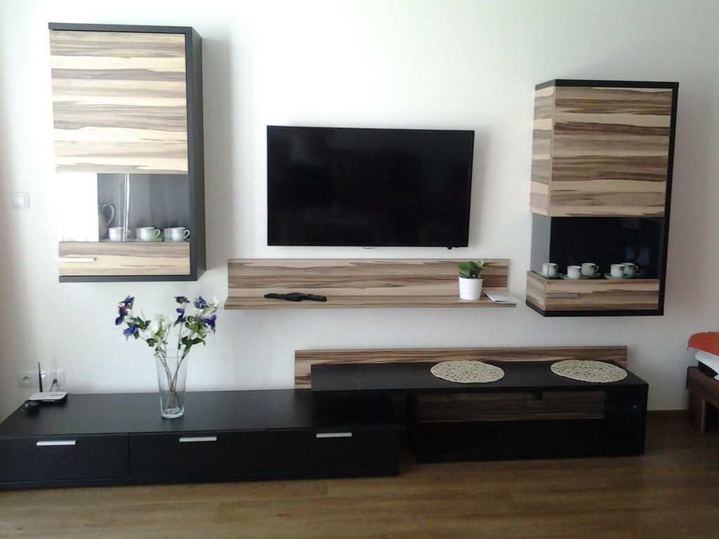Apartman Residence Nabrezi Бероун Екстер'єр фото