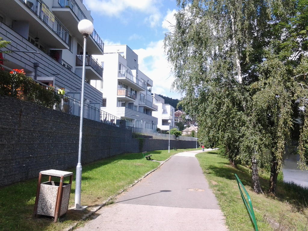 Apartman Residence Nabrezi Бероун Екстер'єр фото